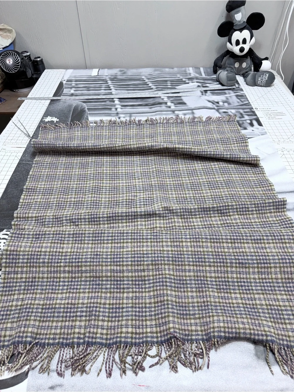 Johnston’s of Elgin Johnston’s Home Made in Scotland Lambs Wool sz 72x56 Blanket